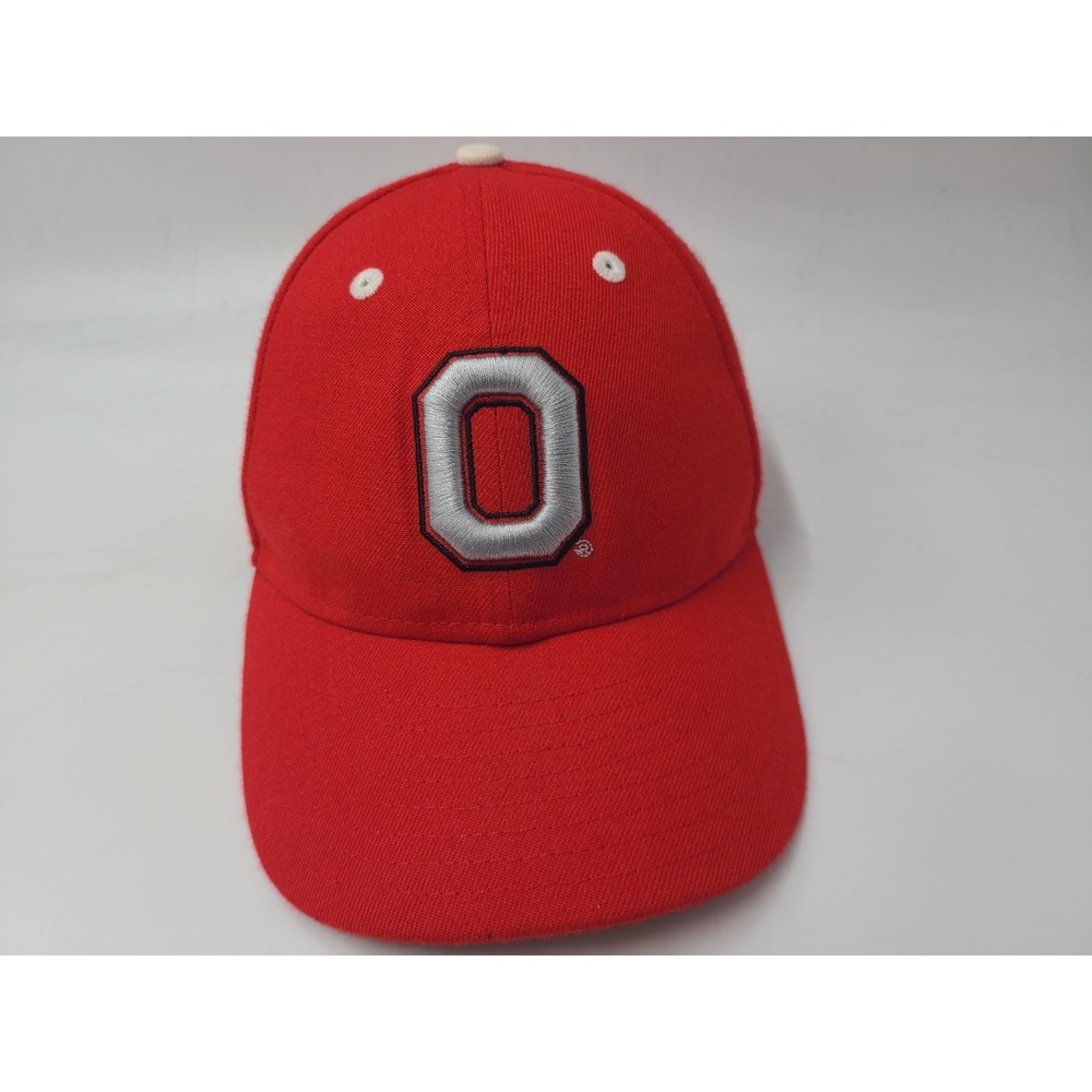 Ohio State University Buckeyes New Era Concealer Fitted (Seems S-M) Hat Cap NCAA